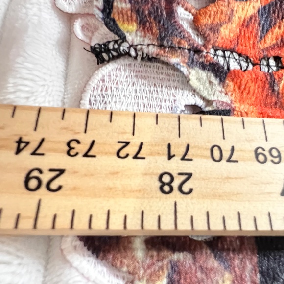 # A001 - Gracia Floral Lace Pencil Skirt Multi Color – Size L NWT - Picture 8 of 10